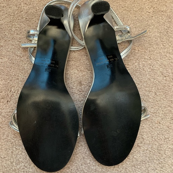 silver strap open toe heels - Picture 3 of 3